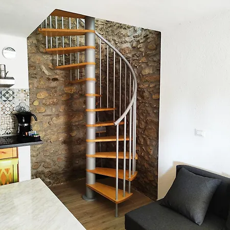 شقة Antico Borgo Tra I Laghi مييْنا