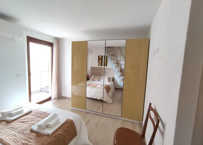 Antico Borgo Tra I Laghi